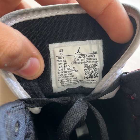 Size 8 - 2020 Jordan 1 Mid Chicago Black Toe‼️ - Picture 13 of 17